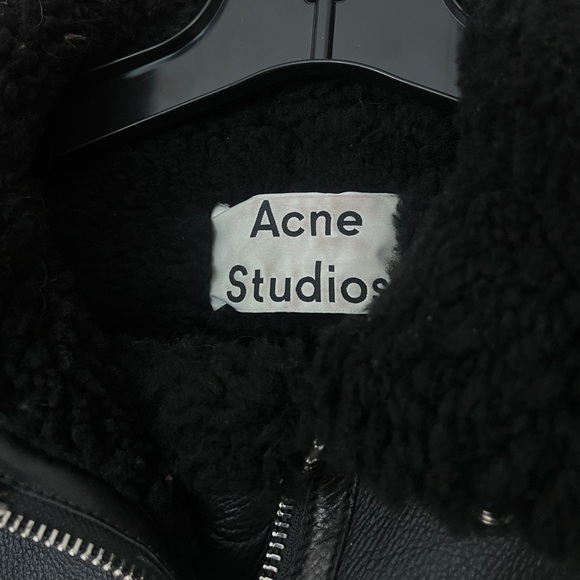 Acne Studios Shearling Coat w/ Orginal Tags - Picture 5 of 10